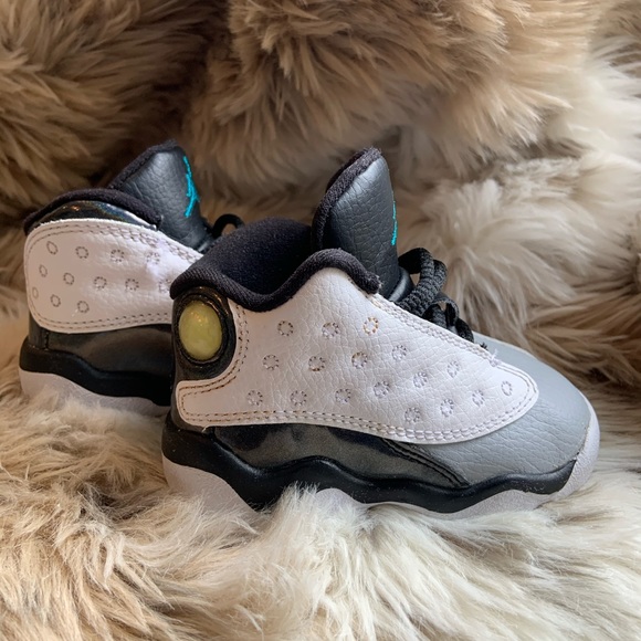 Baby Air Jordan sneakers - Picture 2 of 6